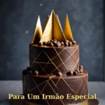 Bolo de aniversário com peças geométricas de chocolate e folha de ouro para irmão