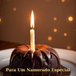 Bolo de chocolate com centro cremoso e vela acesa solitária para aniversário de namorado