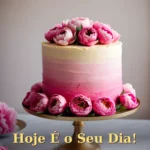 Homenagem de aniversário para mãe com bolo clássico e bule de porcelana